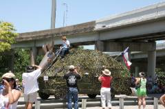 2006_ArtCar_3_Parade 349 